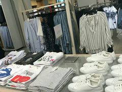 -H&M(华润万象城店)