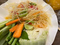 -Dang restaurant (patong phuket)