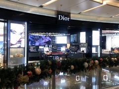 -Dior迪奥(上海世茂广场店)