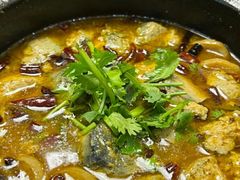 状元鱼头配鱼丸-尚岛私房菜(西方巷店)