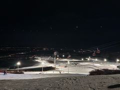 -丝绸之路山地度假区滑雪场