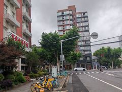 -上海市工商外国语学校