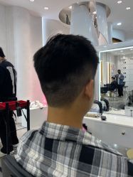 -Kraemer Paris  苏豪路易士·嘉玛发廊