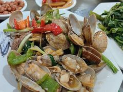 -岛中岛·海鲜大排档·万宁老字号(东澳店)