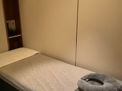 -裕和堂中医推拿艾灸(太古汇臻品店)