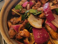 -胡须佬鸡煲四季火锅店(石厦西村直营店)