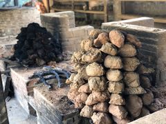 -御霞苑泥烩鸡休闲农庄