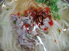 -亮亮面馆(经六路店)