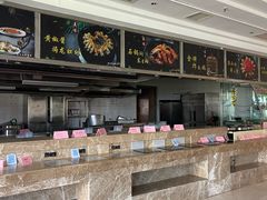 -荣誉海鲜酒楼(海湾店)