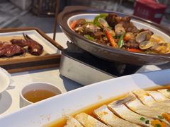 -香山湖家家宴(中山陵店)