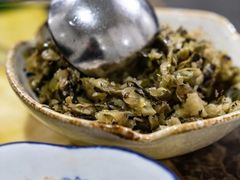咸菜-石灰市毛记烧鸡公(解放碑店)