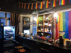 -Mx.cocktail bar