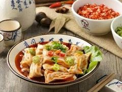 -万记麻辣烫国展总店