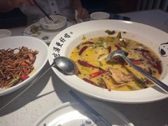 -江渔儿酸菜鱼(映月湖环宇城店)