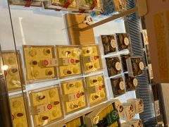 零售区-昆明冠生园·蛋糕·面包(南强街店)