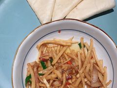 -佬麻雀·新湘菜(珠海金发购物中心店)