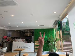 -龙治汉堡(中华城店)