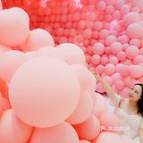 人多需要排队，一批人进去大概15分钟必须出来