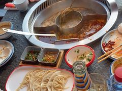 -醉董牛川派鲜肉自选火锅(烟台店)