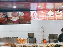 自助取餐区-屈礼洪