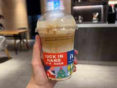 -瑞幸咖啡(外滩SOHO店)