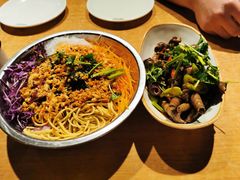 -喝丢一只鞋海鲜烧烤·海肠捞饭(东关街店)