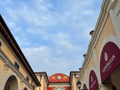 -佛罗伦萨小镇广佛名品奥特莱斯(疏港路店)