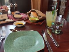 -杭州西子湖四季酒店-WL BISTRO西湖餐厅(灵隐路店)