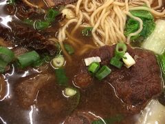 -尊品原汁牛肉面