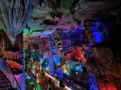 -泰安地下龙宫景区