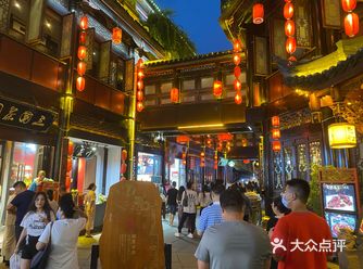不一样的成都，不一样的锦里。