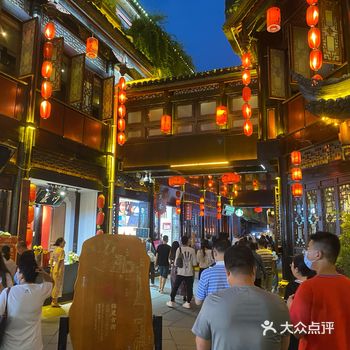不一样的成都，不一样的锦里。