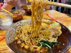 -八一路好吃街(雨田商务大厦店)