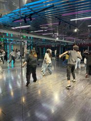 -泫舞舞蹈工作室