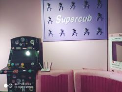 -变画·发型STUDIO