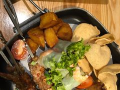 富国岛小食拼盘-米纸越南小馆(金鹰世界店)