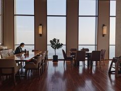 靠窗位-嘉定凯悦·咖啡厅