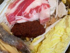 -秋香家韩式炭火烤肉(荷园路店)