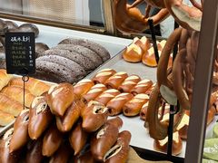 -Dough&Joe团憩(瑞虹天地月亮湾店)