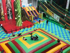 -蒙特利亲子乐园