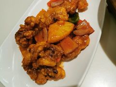 地扪菠萝咕噜猪颈肉-太兴餐厅(东方广场分店)