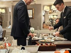 -Restaurant Paul Bocuse