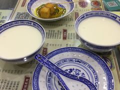 -黄氏许牛奶甜品(台山石花广场店)