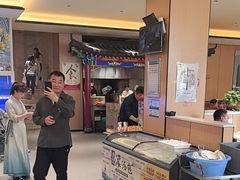 -梅利汴京烤鸭•开封豫菜地标店(东大街店)