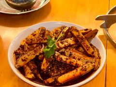 -鸿顺老铁锅美蛙鱼府(解放碑店)