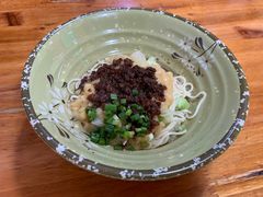 -阿宽豌杂面(华油路138号居民大院店)