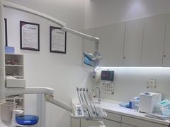 -雅悦齿科(顾村公园店)
