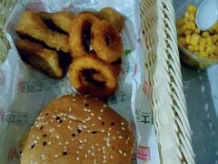 -华莱士·全鸡汉堡(渔港店)
