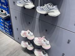 -王府井奥莱临潼小镇(临潼店)