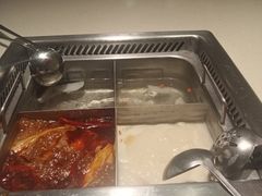 -海底捞火锅鲜切牛肉主题店(长寿路店)
